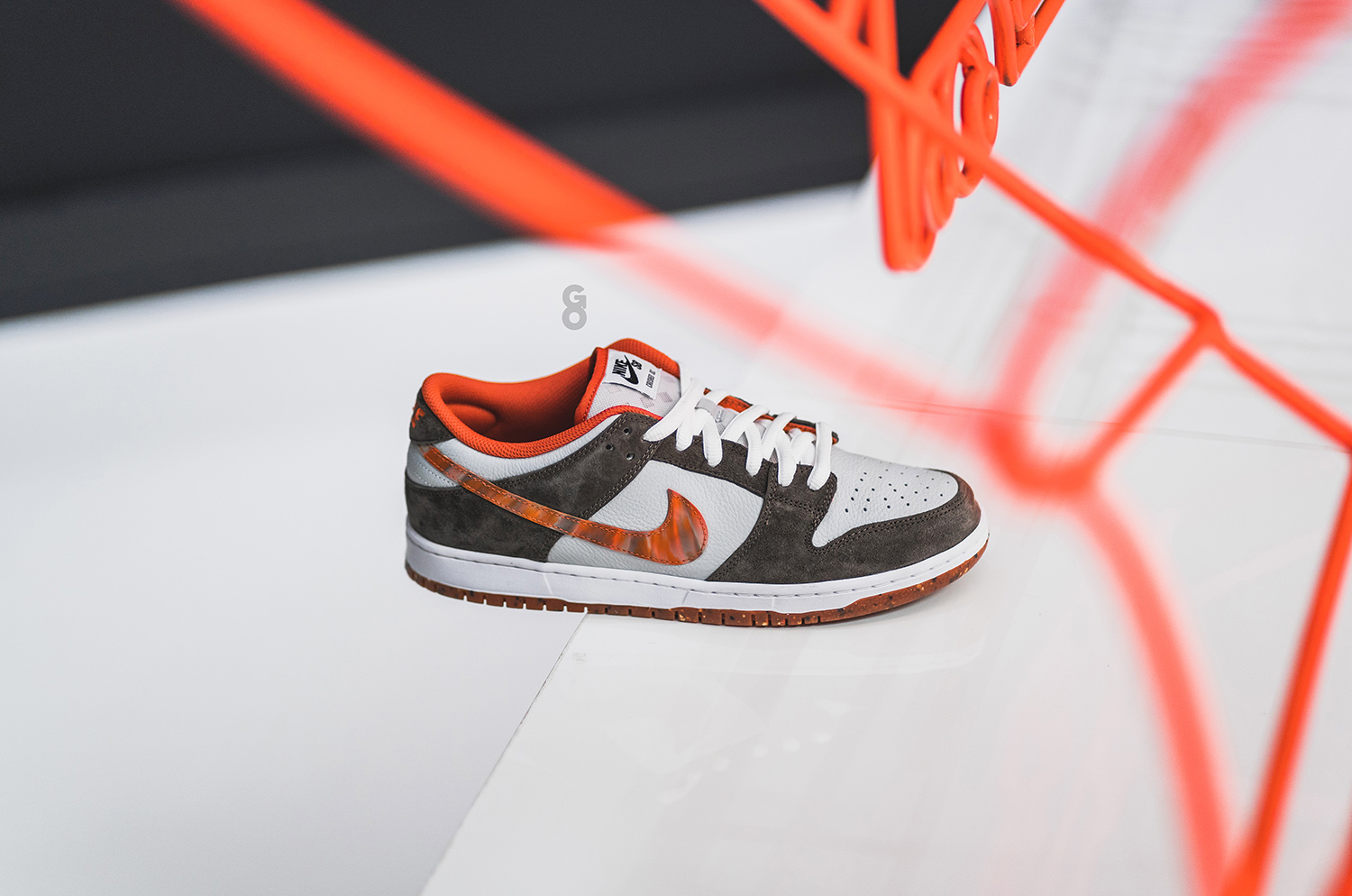 Crushed DC x Nike SB Dunk Low Pro QS “Olive Grey / Mantra Orange
